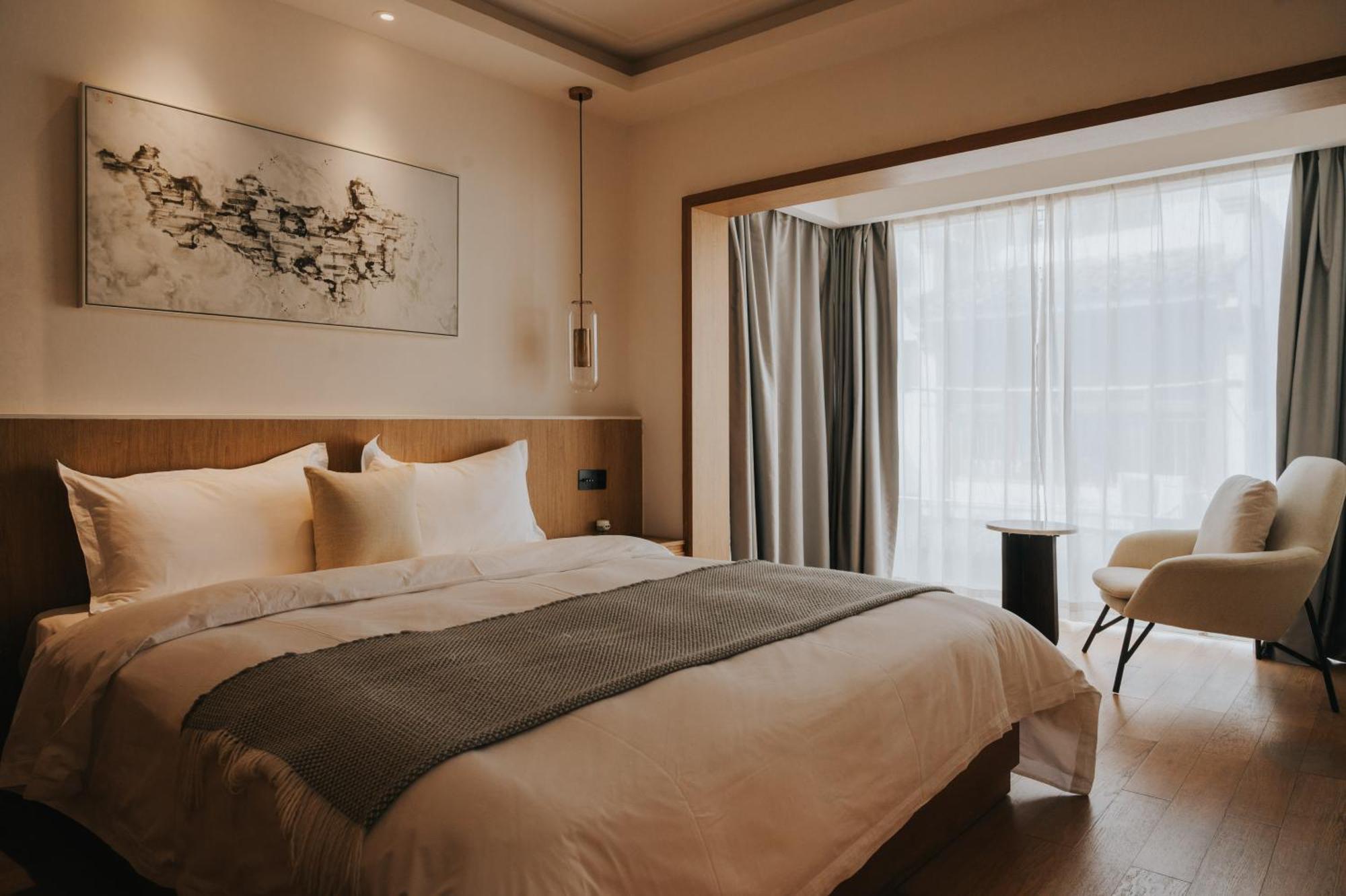 Guilin Bonjour Boutique Hotel- Free Pick Up Service Over 3 Nights Екстериор снимка